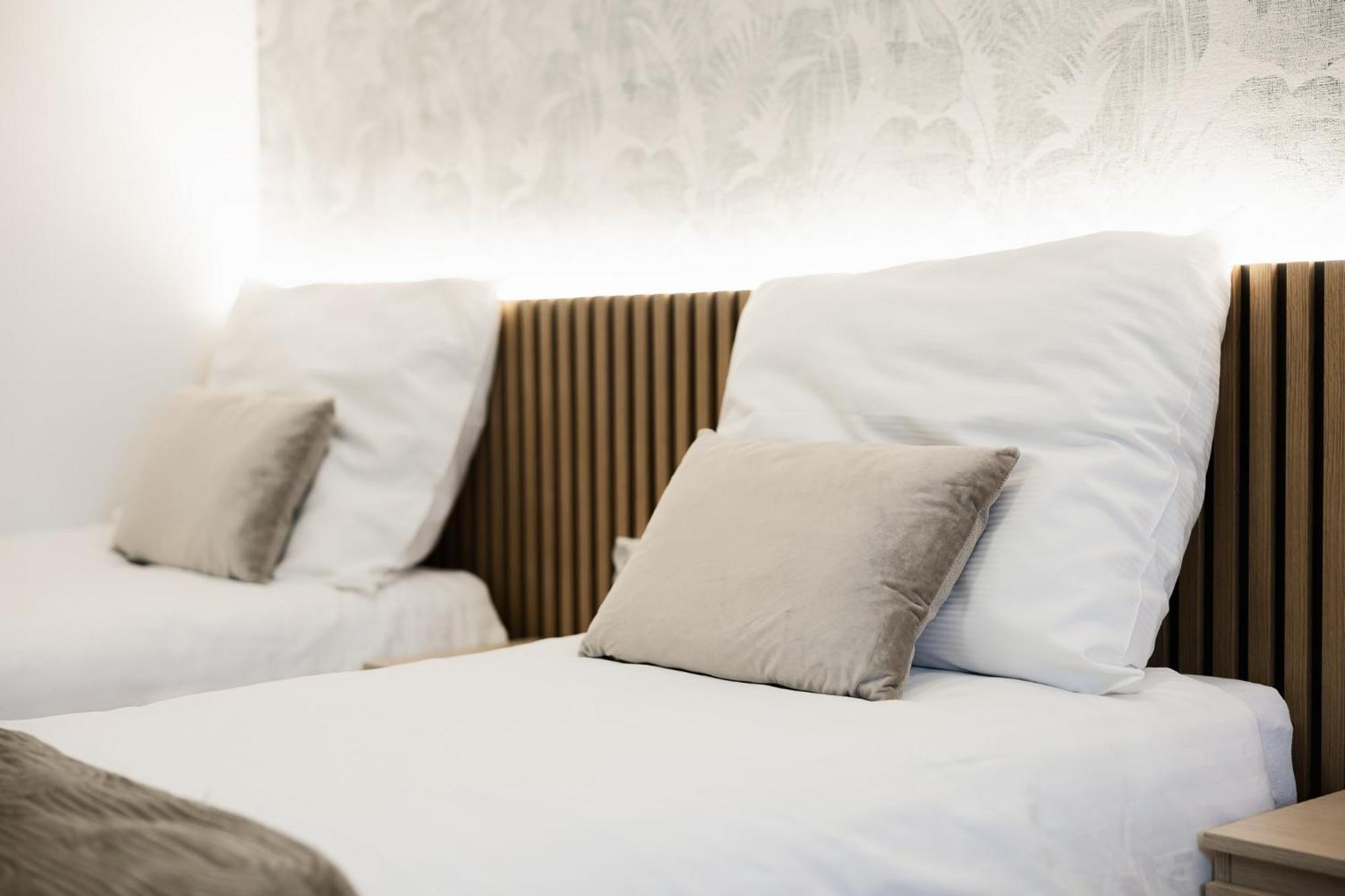 Bed and Breakfast Gosciniec Zacisze I Blisko A2 Dabie-Uniejow I Restauracja Exterior foto
