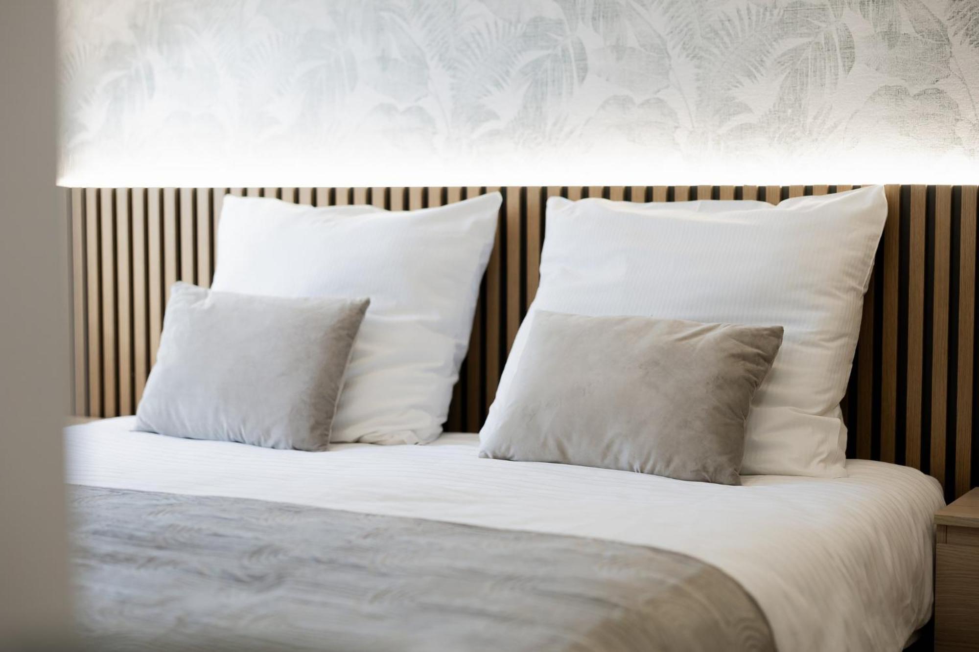 Bed and Breakfast Gosciniec Zacisze I Blisko A2 Dabie-Uniejow I Restauracja Exterior foto
