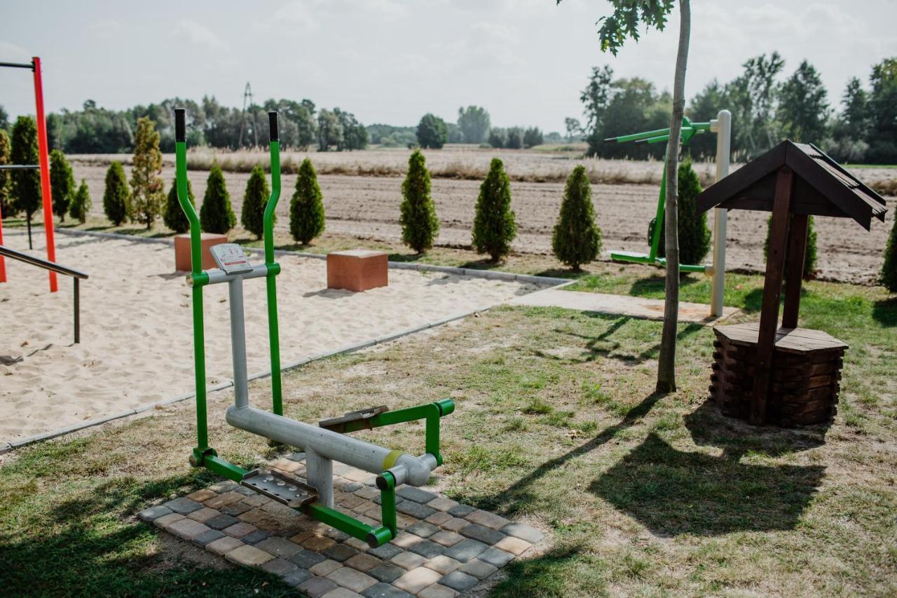 Bed and Breakfast Gosciniec Zacisze I Blisko A2 Dabie-Uniejow I Restauracja Exterior foto